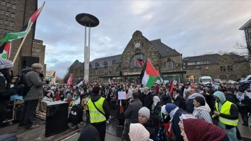 Almanya'nın Aachen kentinde Filistin halkıyla dayanışma mitingi düzenlendi