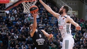 Anadolu Efes, Panathinaikos'u mağlup etti