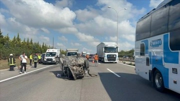 Anadolu Otoyolu'nun Kocaeli geçişindeki kaza ulaşımı aksattı