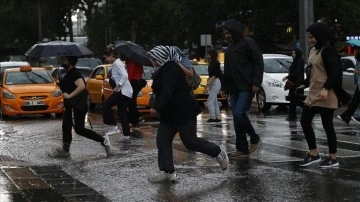 Ankara'nın kuzeyi ve batısı için gök gürültülü sağanak uyarısı