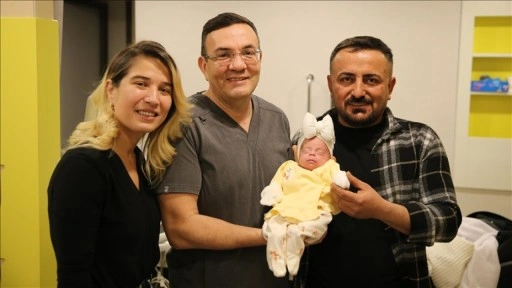 Antalya'da 570 gram doğan "Asena Hatice" bebek, 94 gün sonra evine kavuştu