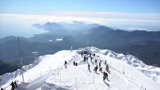 Antalya'da bazı turistik tesisler sömestir tatilinde başarılı öğrencileri ücretsiz ağırlayacak