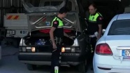 Antalya'da drift yapıp kaçan sürücüye 7 bin 696 lira ceza