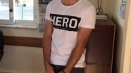 Antalya'da "hero" yazılı tişört giyen kişi tutuklandı