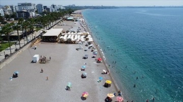 Antalya'da yüksek nem ve sıcak bunalttı
