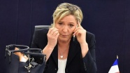 AP'de Le Pen'in yerine Bay seçildi