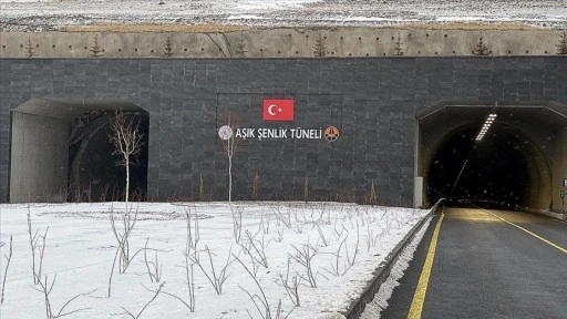 Ardahan'daki Aşık Şenlik Tüneli'nin 2. tüpü yarın açılacak