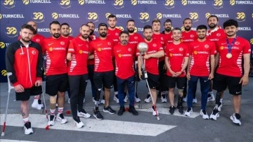 Avrupa Şampiyonu Ampute Futbol Milli Takımı yurda döndü