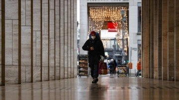 Avrupa ülkelerinin çoğunda Kovid-19 tedbirleri neredeyse kalmadı