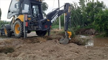 Aydın'da sağanak sebebiyle dereler taştı