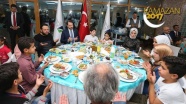 Bakan Albayrak Suriyeli yetimlerle iftar yaptı