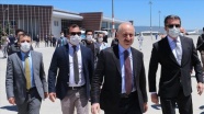 Bakan Karaismailoğlu Erzurum Havalimanı&#039;nda incelemelerde bulundu