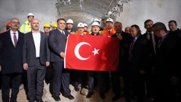 Bakan Karaismailoğlu, Laçin Kırkdilim Tüneli Işık Görme Töreni'ne katıldı