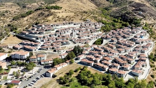 Bakan Kurum: Malatya Doğanyol'daki afet konutlarımız örnek projelerimizden biri