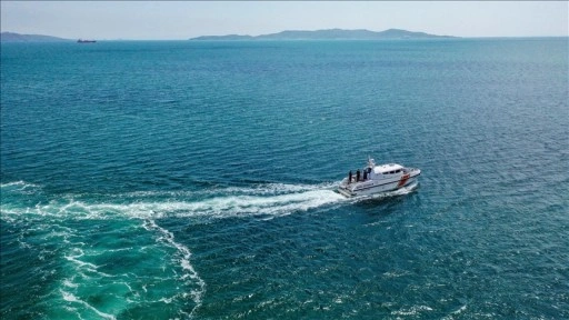 Balıkesir'de Sahil Güvenlik unsurları düzensiz göçle mücadelesini sürdürüyor