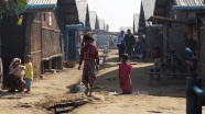 Bangladeş Arakanlı Müslümanları riskli bölgeye yeniden yerleştirecek