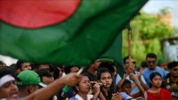 Bangladeş'te hükümet karşıtı protestolar "Dakka'ya Yürüyüş" adıyla sürüyor