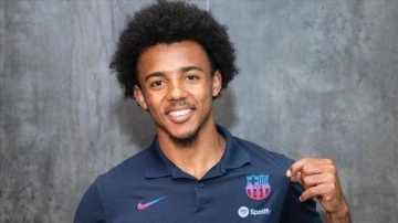 Barcelona, Fransız futbolcu Kounde'yi transfer etti