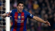 Barcelona Luis Suarez'in sözleşmesini uzattı