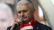 Başbakan Yıldırım: İzmir, Türkiye düşmanlarını denize döker