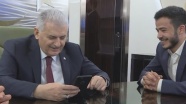 Başbakan Yıldırım uçakta kız istedi