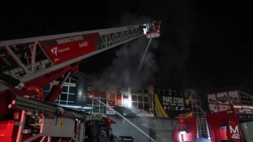 Başkent Oto Sanayi Sitesi'nde yangın çıktı