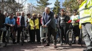 Başkentte 'Bisiklet Yolu Projesi' için ilk kazma vuruldu
