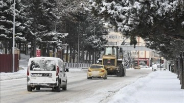 Batı Karadeniz'in kıyı kesiminde kuvvetli kar bekleniyor