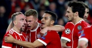 Bayern Münih Devler Ligi'nde avantajı aldı