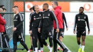 Beşiktaş, N'Koudou ve Boyd'un antrenmana çıkmak istemediği yönündeki haberi yalanladı