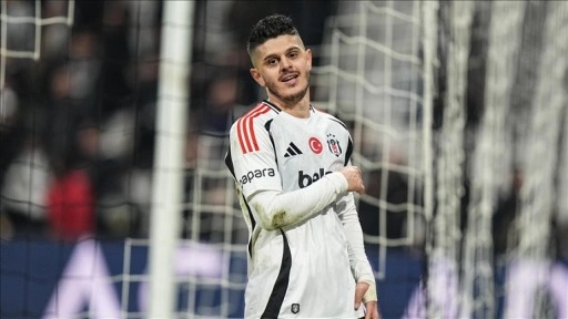 Beşiktaş'ta Rashica, Adana Demirspor maçının kamp kadrosundan çıkarıldı