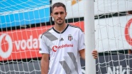 Beşiktaş'ta Victor Ruiz sakatlandı