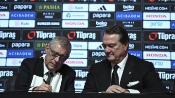 Beşiktaş, yeni teknik direktörü Fernando Santos'la sözleşme imzaladı