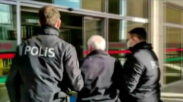 Beyoğlu'nda tartıştığı müşterisini darbeden taksici yakalandı