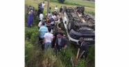 Bingöl'de yolcu minibüsü devrildi: 14 yaralı