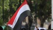 Binlerce Yemenli Taiz'de güvenlik ve istikrarın sağlanması talebiyle gösteri düzenledi