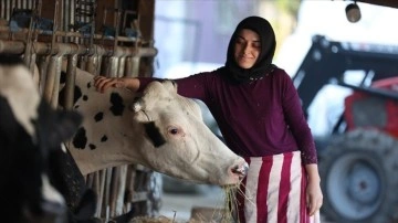 Bir inekle başladı, devlet desteğiyle çiftlik kurdu