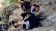 Bitlis&#039;te uçurumdan düşen 315 koyun telef oldu