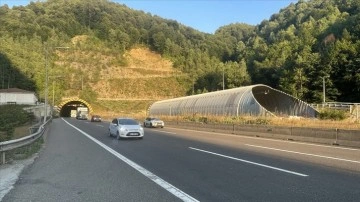 Bolu Dağı geçişinin İstanbul istikameti yarından itibaren trafiğe kapatılacak