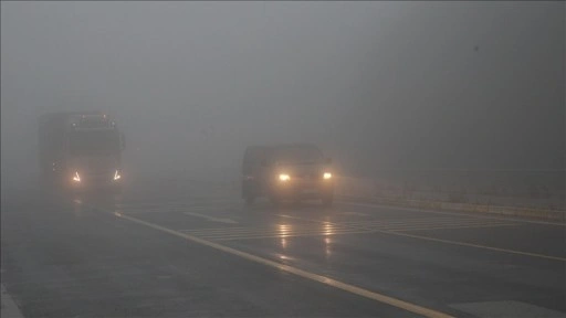 Bolu Dağı'nda sis, ulaşımı olumsuz etkiledi