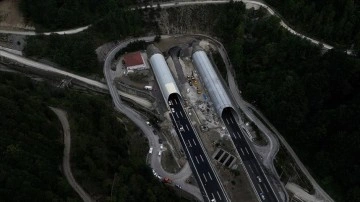 Bolu Dağı Tüneli İstanbul yönü 38 gün sonra ulaşıma açıldı