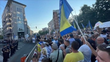 Bosna Hersek'te "dayatma seçim yasası" protestosu