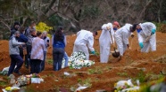 Brezilya&#039;da son 24 saatte 2 bin 392 kişi Kovid-19&#039;dan hayatını kaybetti
