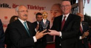 Bu da Kılıçdaroğlu heykeli