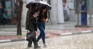 Bu illerde yaşayanlar dikkat! Meteoroloji'den sağanak yağış uyarısı