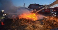 Bursa'da saman yüklü kamyon alev alev yandı