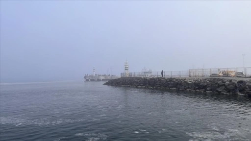 Çanakkale Boğazı transit gemi geçişlerine yeniden açıldı