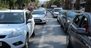 Çanakkale’de feribot iskelesinde bayram yoğunluğu devam ediyor