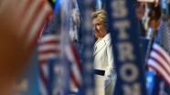 Clinton ın e-postaları başını ağrıtmaya devam ediyor