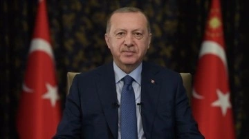 Cumhurbaşkanı Erdoğan, Avrupa şampiyonu olan güreşçileri tebrik etti